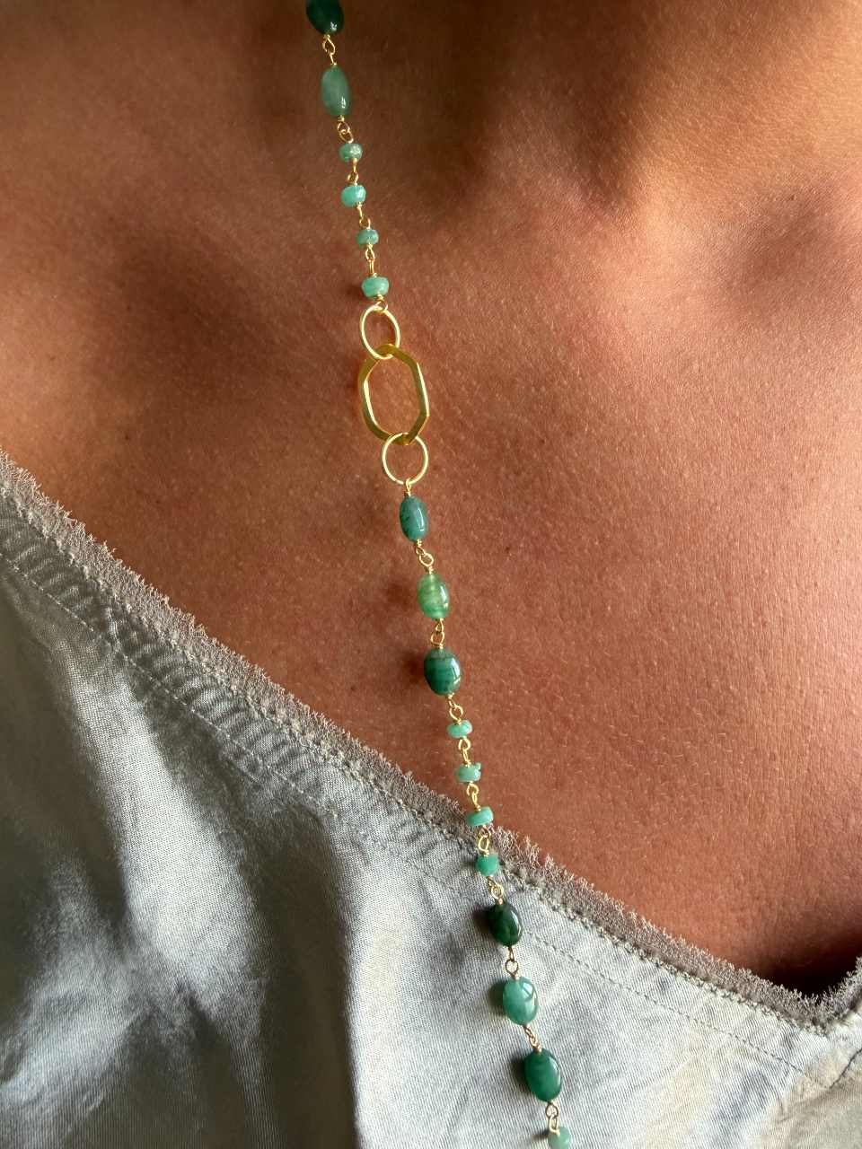 MELON necklace in sterling silver with 18k gold plating and emeralds