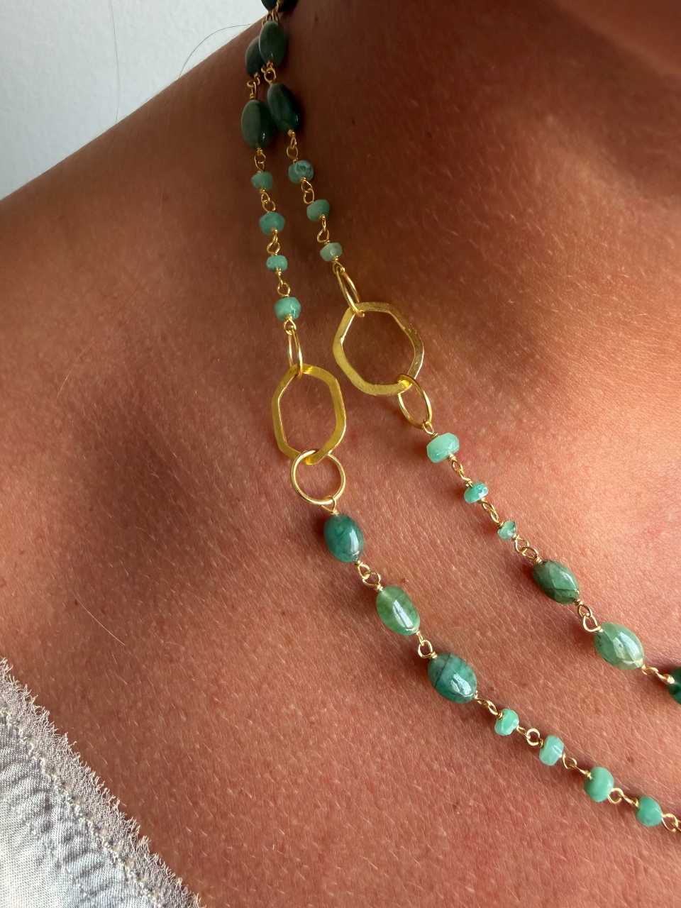 MELON necklace in sterling silver with 18k gold plating and emeralds