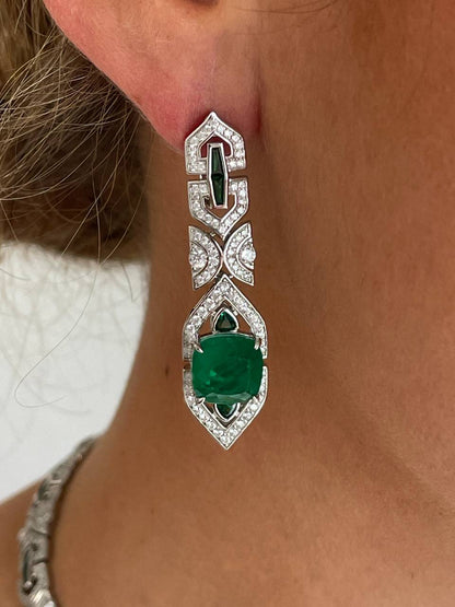 AUREA short earrings in sterling silver with emerald cubic zirconia 