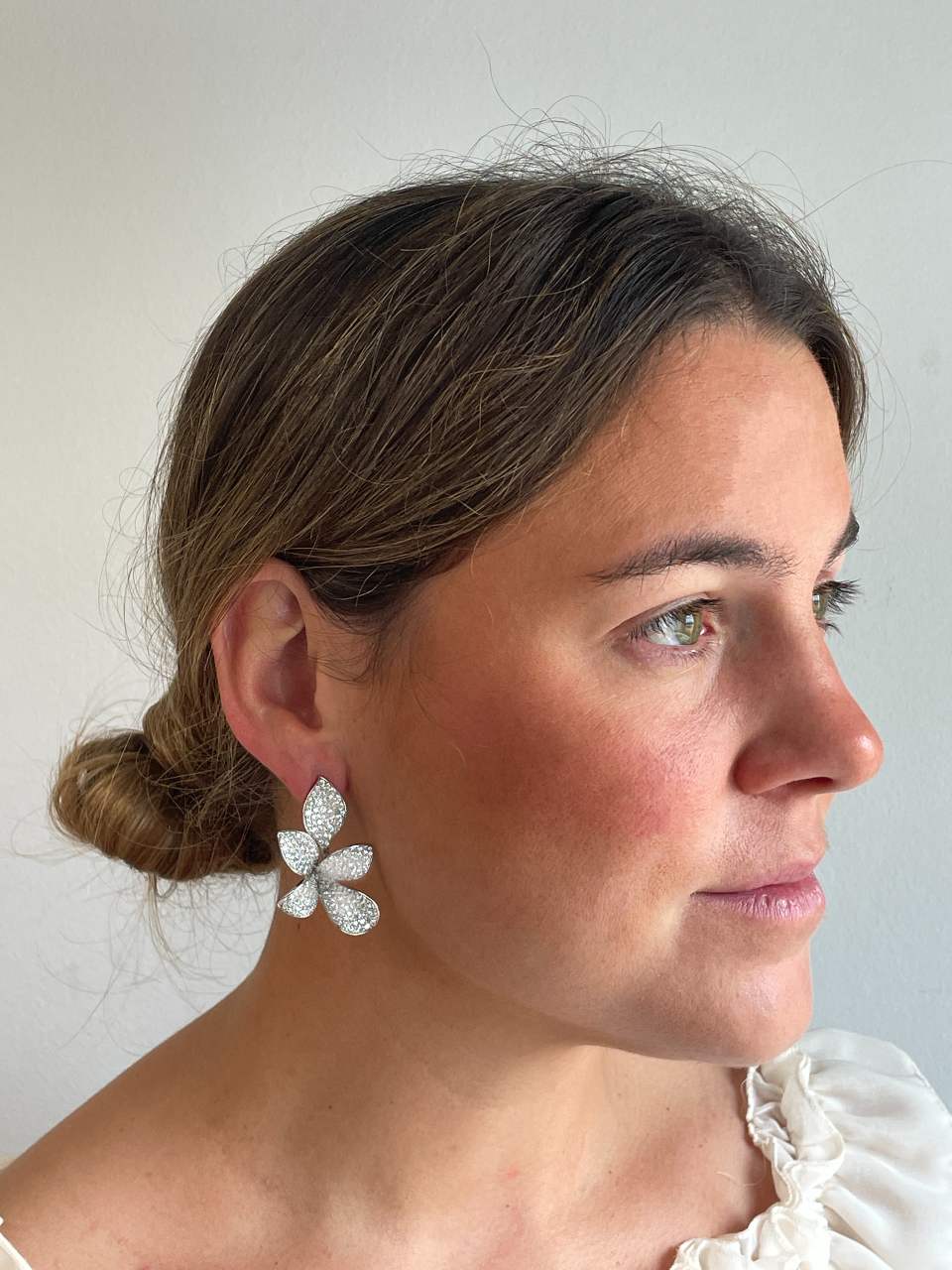 Long CLOE earrings in sterling silver with cubic zirconia