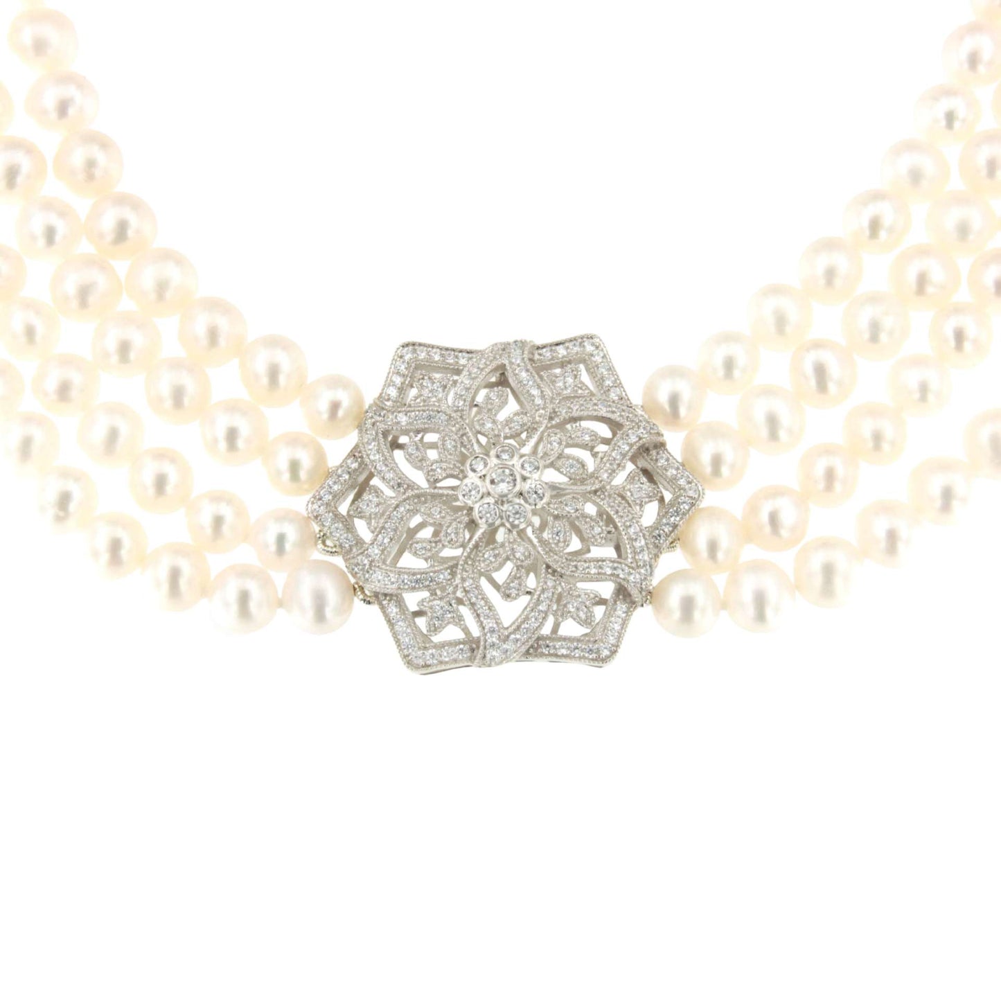 SISSI choker made of Chinese pearls with a silver center and cubic zirconia