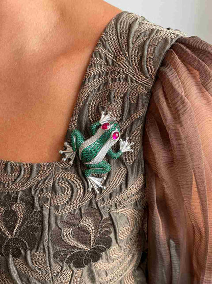 Broche RANA de platacon circonitas