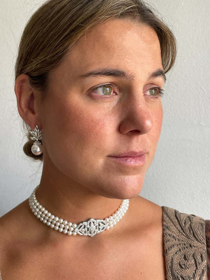 Choker SIRENA de perlas chinas con centro de plata y circonitas