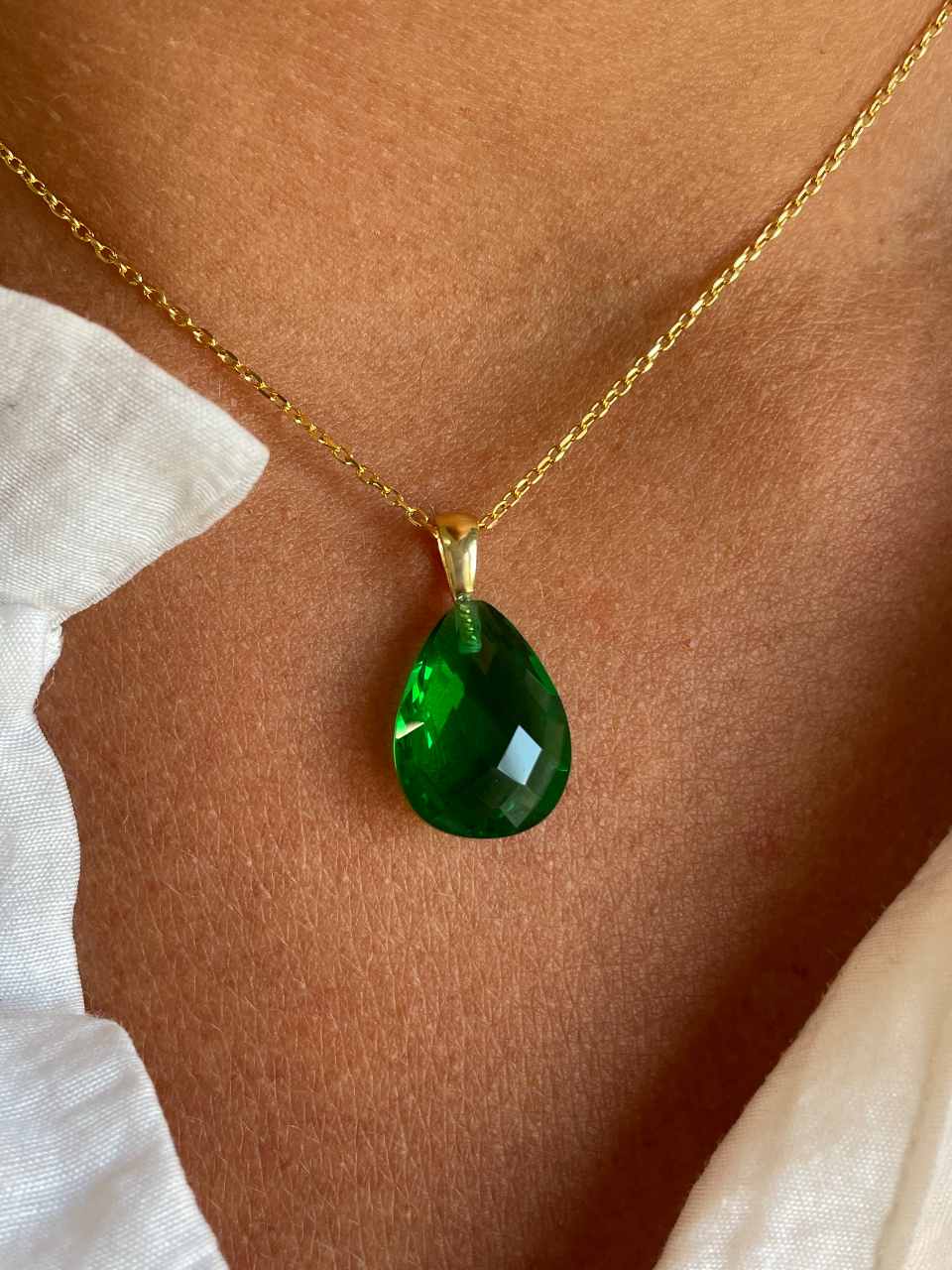 Colgante COLETTE con cuarzos de colores en plata con baño de oro 18 kilates