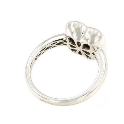 GUADARRAMA ring in 18k white gold with princess diamonds.