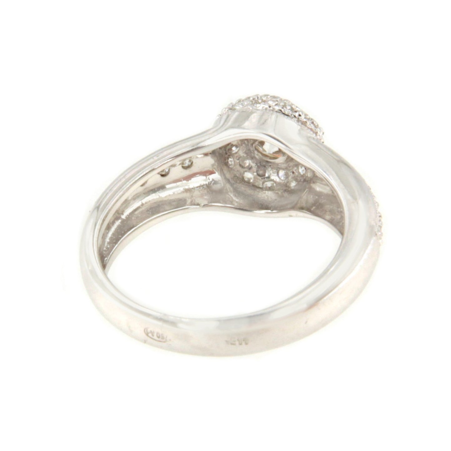 SENS solitaire ring with diamonds in 18-karat white gold