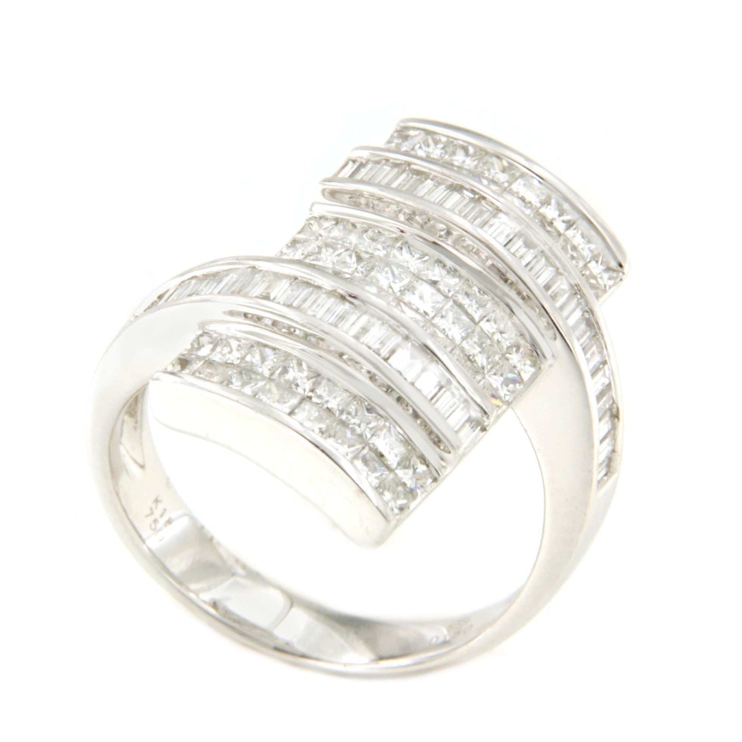 Anillo VALDEPRADO en oro blanco 18 ktes con princesas y baguettes