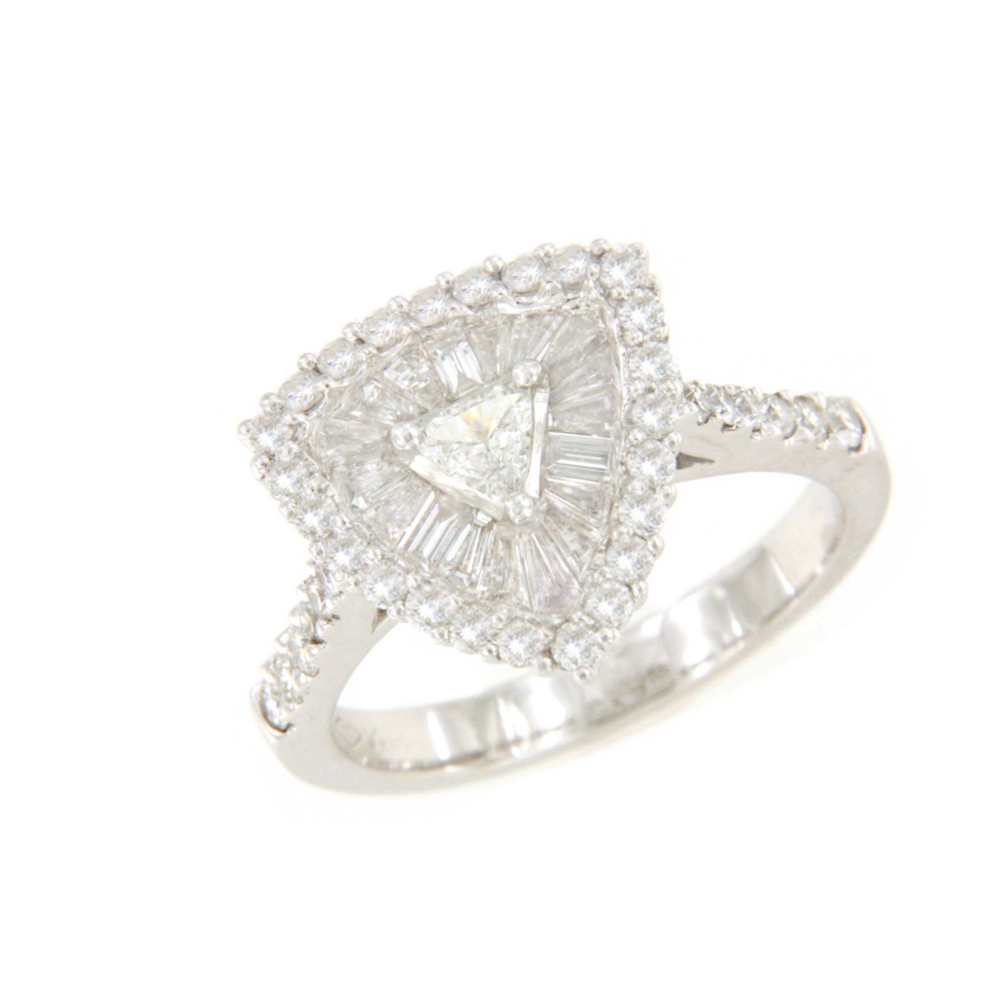GEORGES ring in 18k white gold with diamonds, princess, maquis and baguettes.