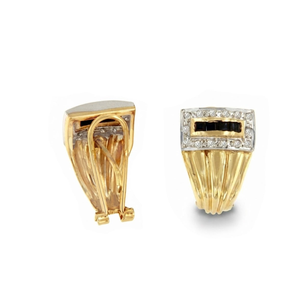PEUMO short earrings in 18-karat yellow gold and diamonds.