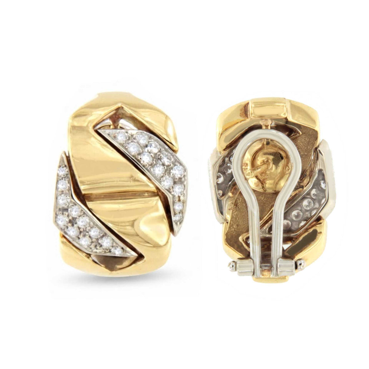 PEUMO short earrings in 18-karat yellow gold and diamonds.
