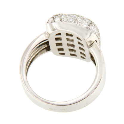Anillo MATARO de oro blanco de 18 ktes con brillantes en pavé.