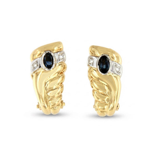 PEUMO short earrings in 18-karat yellow gold and diamonds.