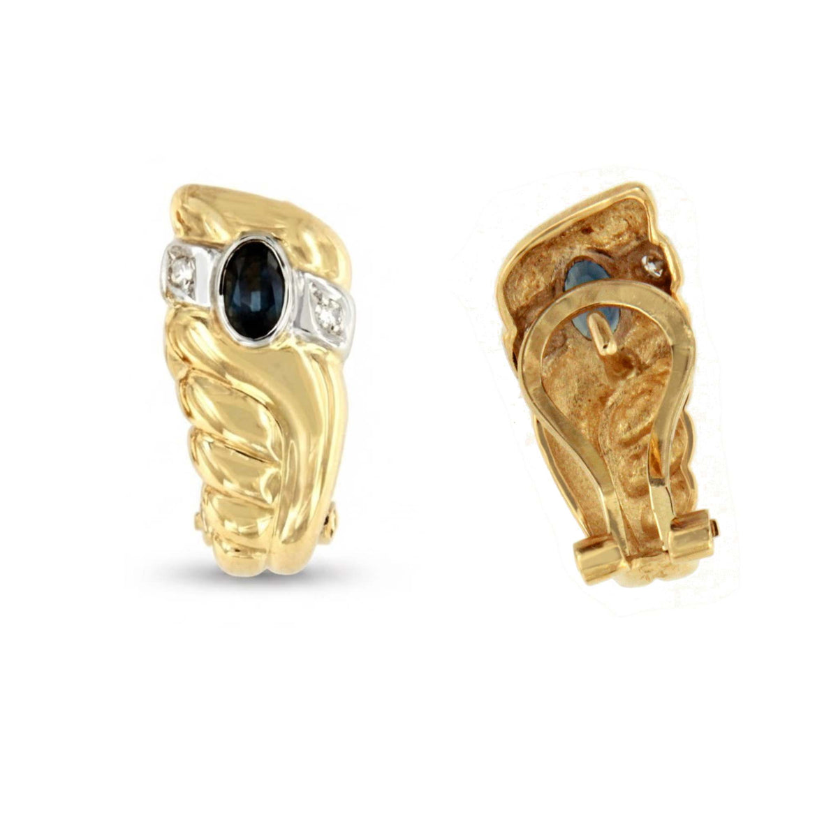 PEUMO short earrings in 18-karat yellow gold and diamonds.