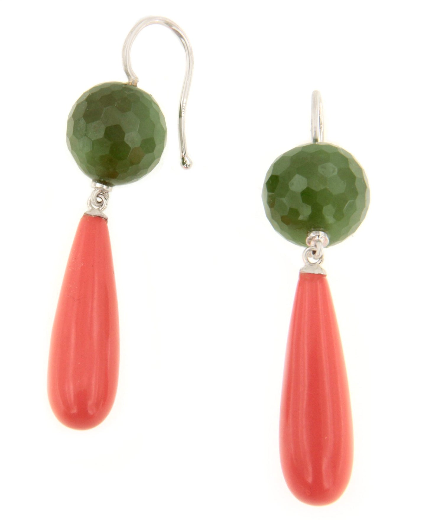 FINGI earring in 18-karat yellow gold and coral beads.
