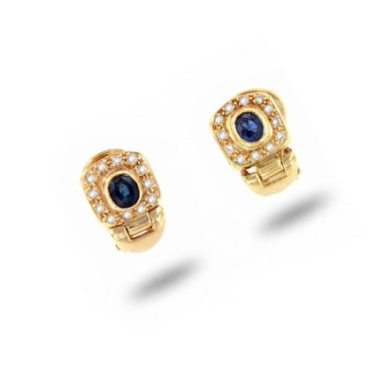 PEUMO short earrings in 18-karat yellow gold and diamonds.