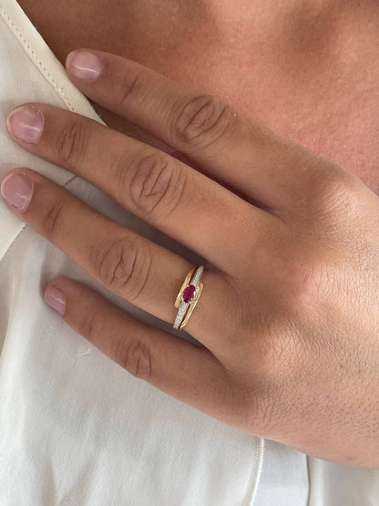 Anillo RASA zafiro, esmeralda o rubi y brillantes en oro de 14 ktes