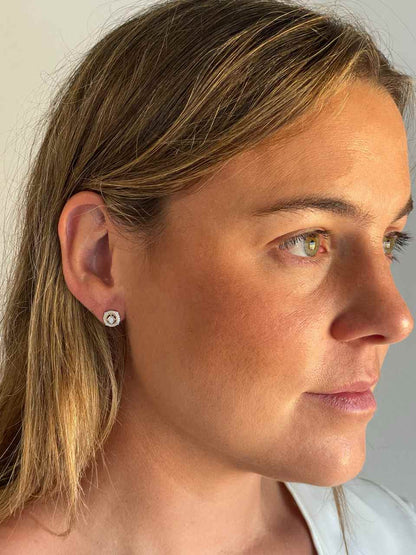 Pendientes EFESO solitario con brillantes en oro amarillo y blanco  en 14 ktes