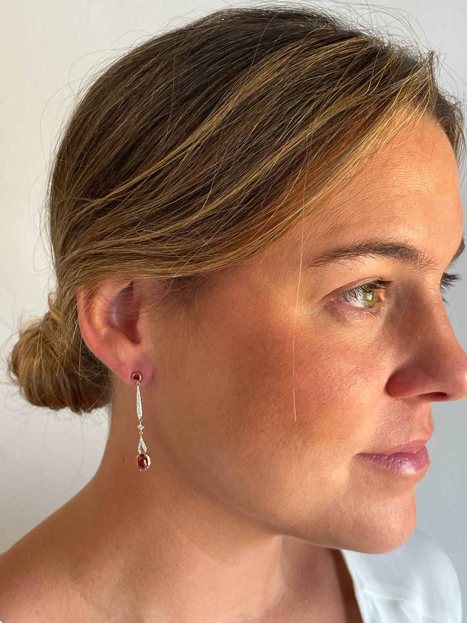 Pendientes SOLTICIO topacio en oro blanco y rosa con brillantes en 14 ktes