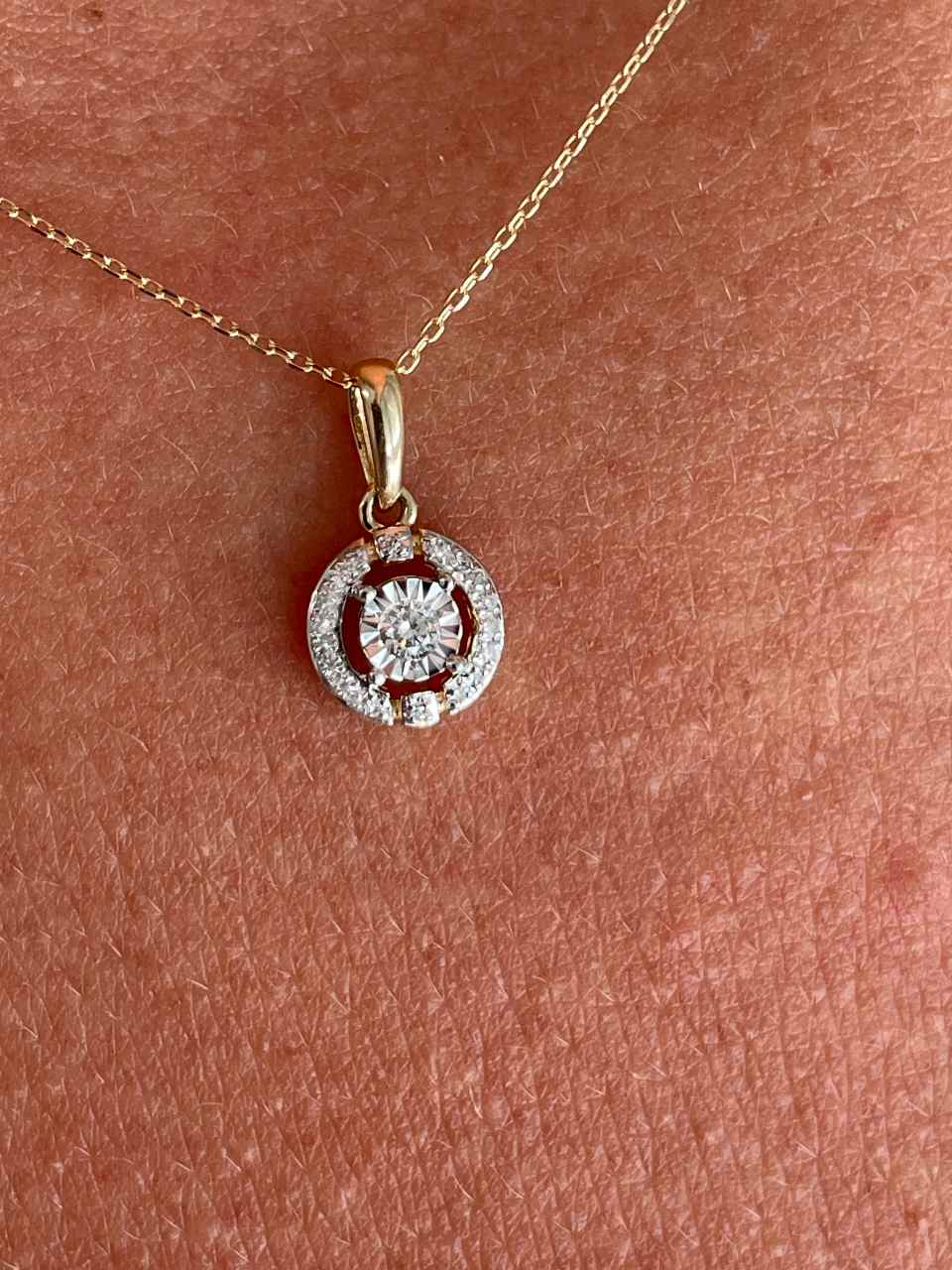 Colgante NIAME centro con brillantes en oro amarillo 14 ktes