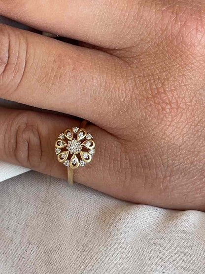 Anillo RADO con brillantes en oro amarillo y blanco de 14 ktes.