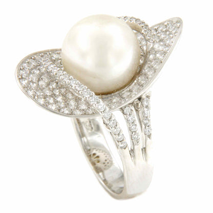 Anillo RIPOLLET en oro blanco 18 kilates con perla australiana y brillantes.