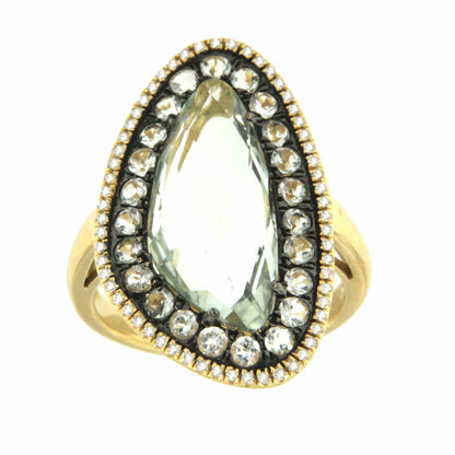 FOXTROT, Gold ring with diamonds and green amethyst