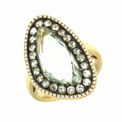 FOXTROT, Gold ring with diamonds and green amethyst