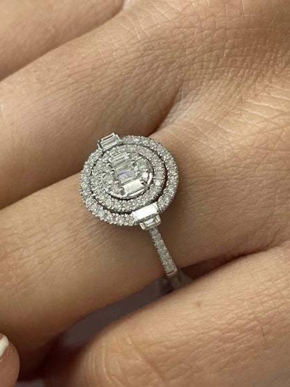 Anillo MACETERO en oro blanco de 18 kilates con baguettes y brillantes