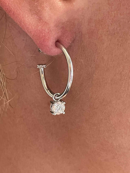 Pendientes ANTIBES argollas oro blanco 18 ktes con solitario de brillante