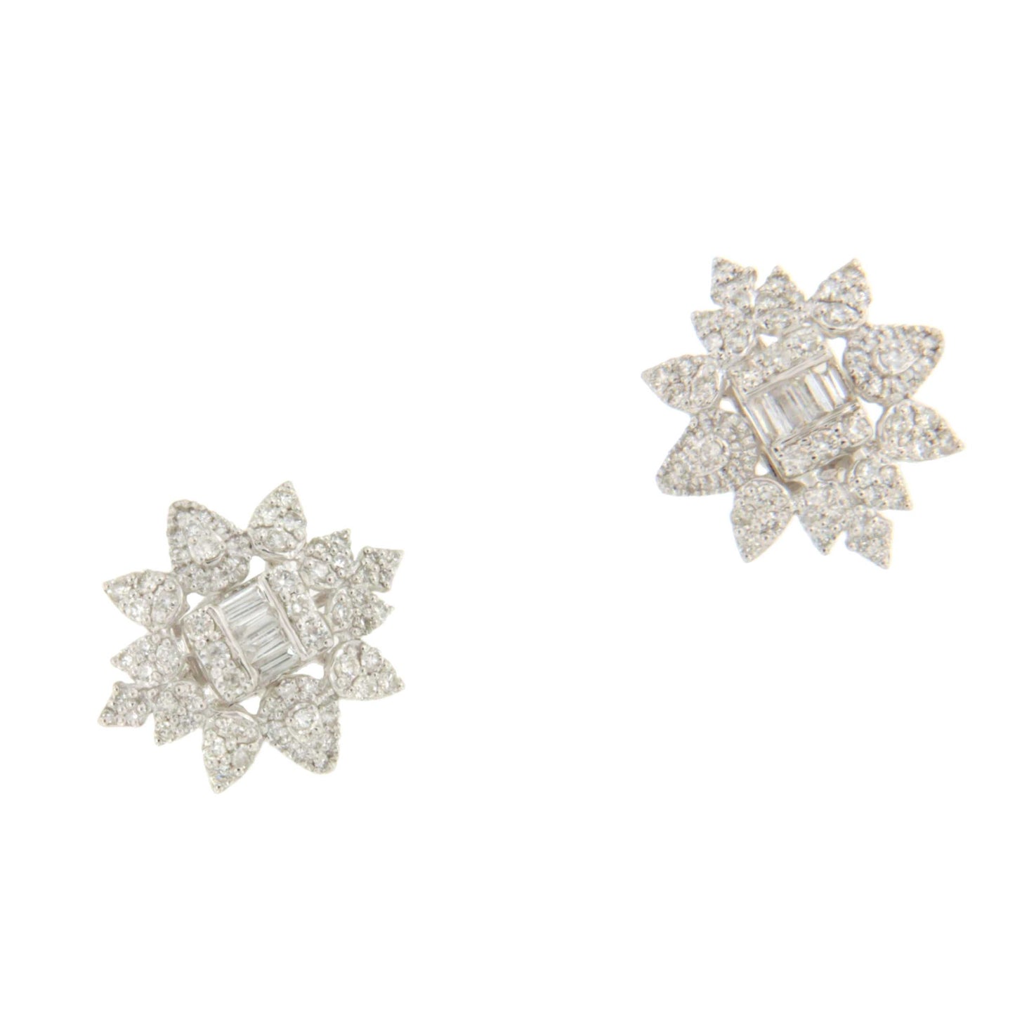 Pendientes CAIMITO estrella en oro blanco 18 ktes con brillantes y baguettes