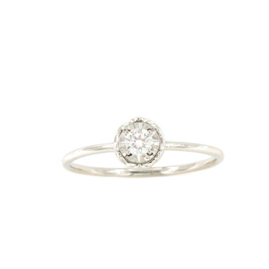 Anillo IMBE solitario de brillantes con vista de ilusión en oro 18 ktes.