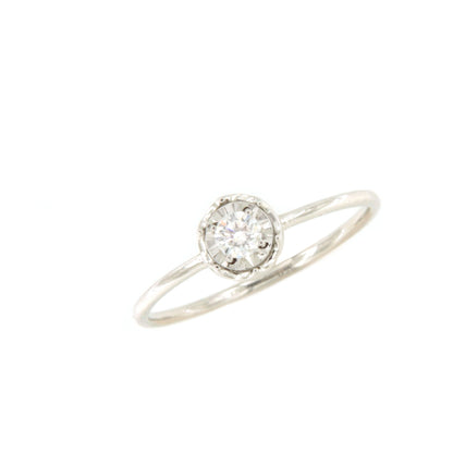 Anillo IMBE solitario de brillantes con vista de ilusión en oro 18 ktes.