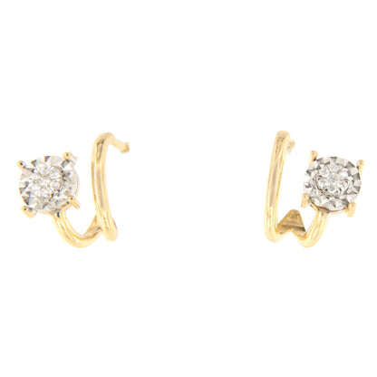Pendientes cortos PEUMO oro amarillo de 18 kilates y diamantes.