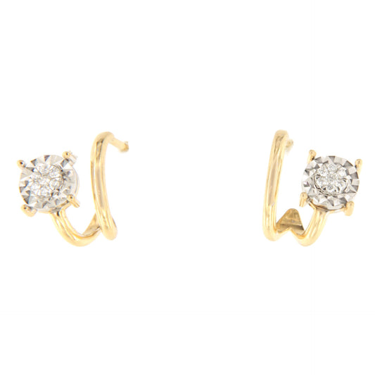 Pendientes cortos PEUMO oro amarillo de 18 kilates y diamantes.