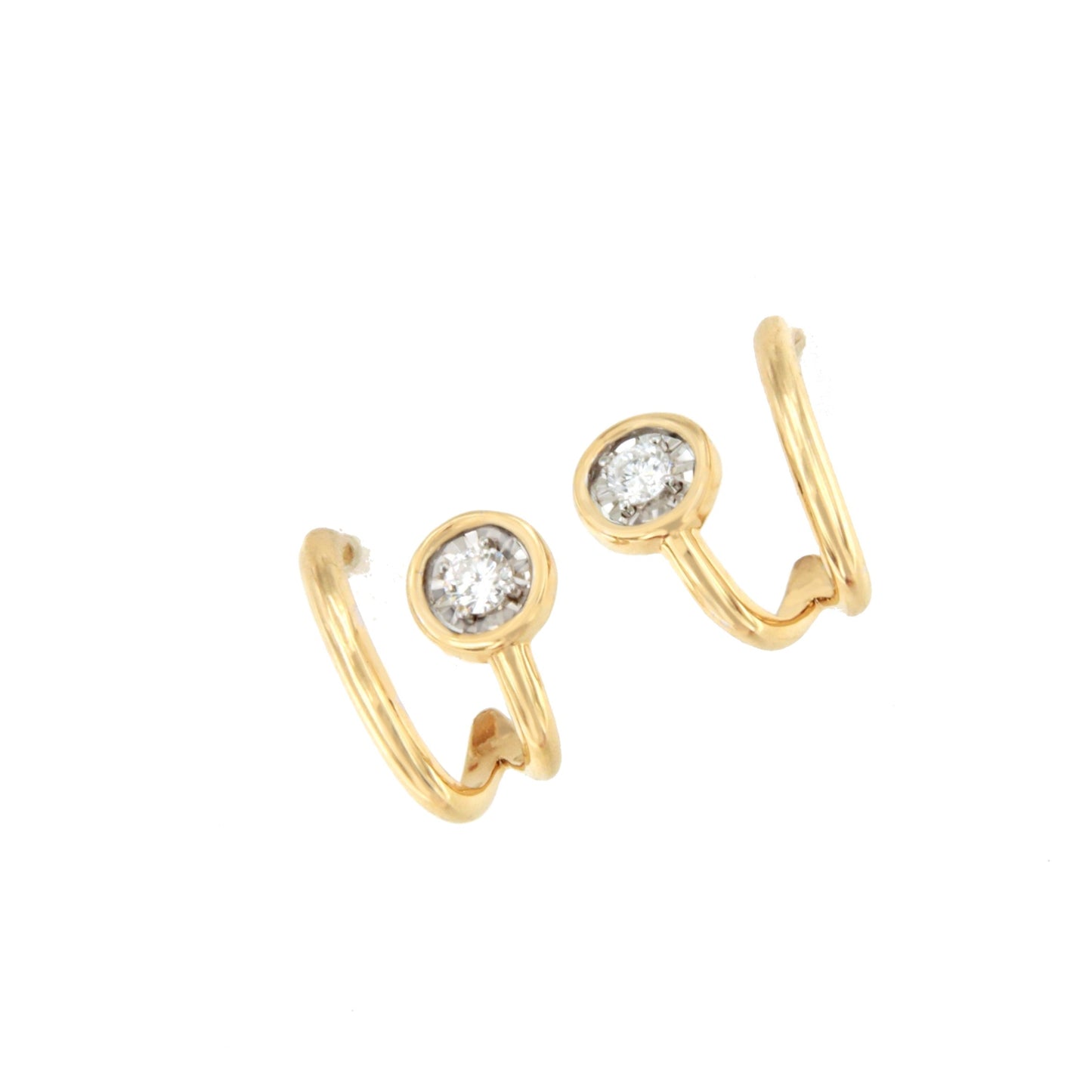 PEUMO short earrings in 18-karat yellow gold and diamonds.