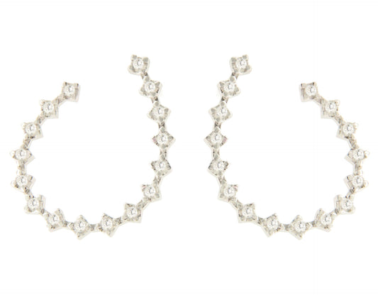 WINDSOR open hoop earring in 18k white gold with diamonds