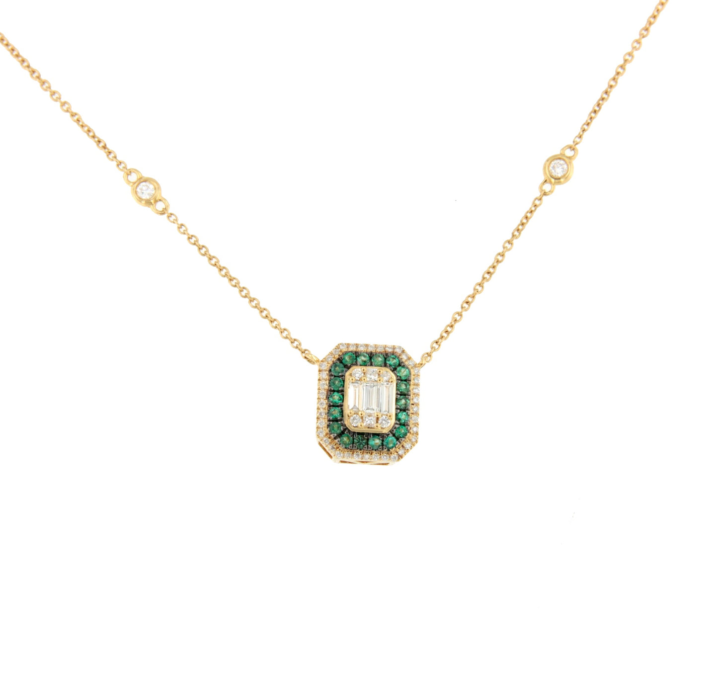 Gargantilla CRADOCK con dije esmeraldas, baguettes y brillantes oro amarillo 18 ktes