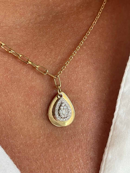 Gargantilla TAMARIN colgante roseta en pera brillante oro amarillo 18 ktes
