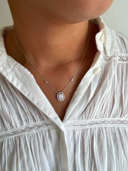 BONO choker pendant oval shape 18k white gold and diamonds