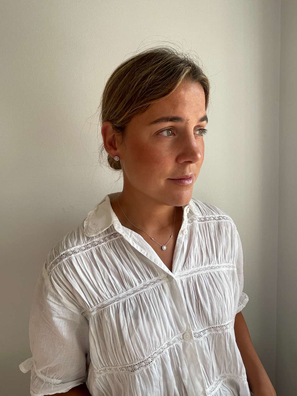 OULU choker with baguette and diamond pendants in 18k white gold