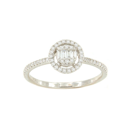 Anillo BERGEN redondo en oro blanco 18 ktes con brillantes y baguettes.