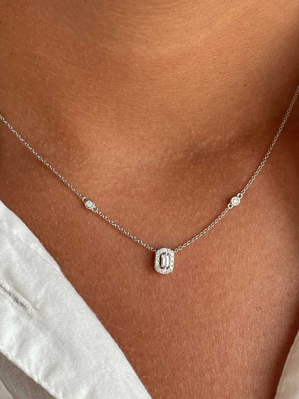 HARROW choker pendant rosette baguettes 18k white gold and diamonds