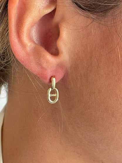 Pendiente WISCONSI eslabón marino mediano en oro amarillo de 18 kilates