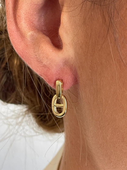 Pendiente WISCONSI eslabón marino mediano en oro amarillo de 18 kilates