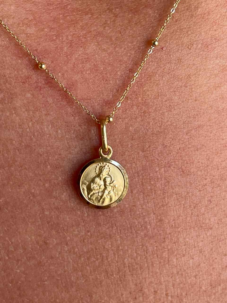 Medalla SAN DIEGO Virgen del Carmen Sagrado Corazon en oro de 18 kts