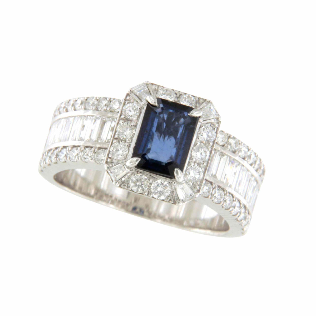 Anillo NEREIDA en oro blanco 18 ktes con zafiros y brillantes.