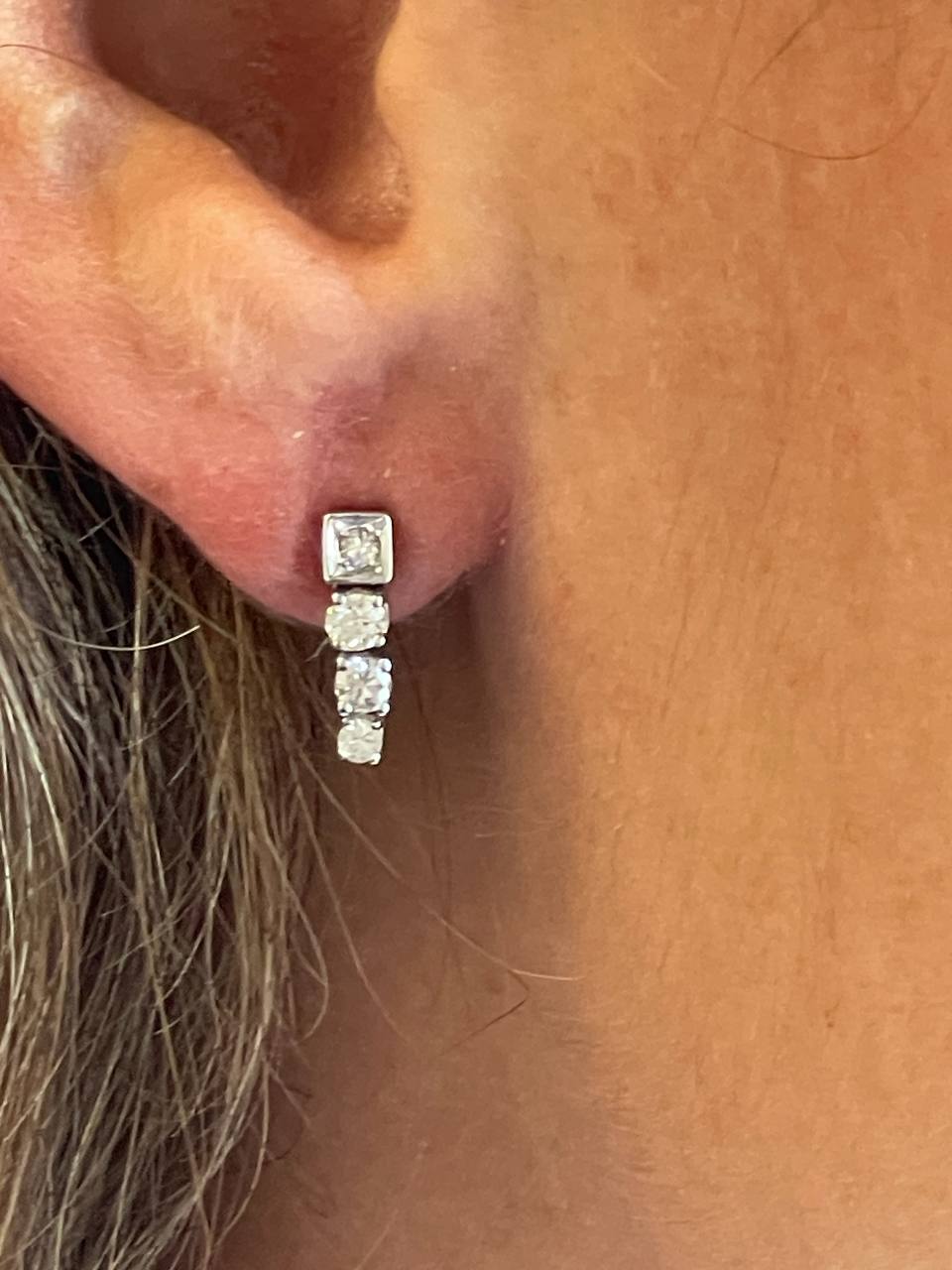 Pendientes TERESA desmontable en oro de blanco de 18 ktes y diamantes