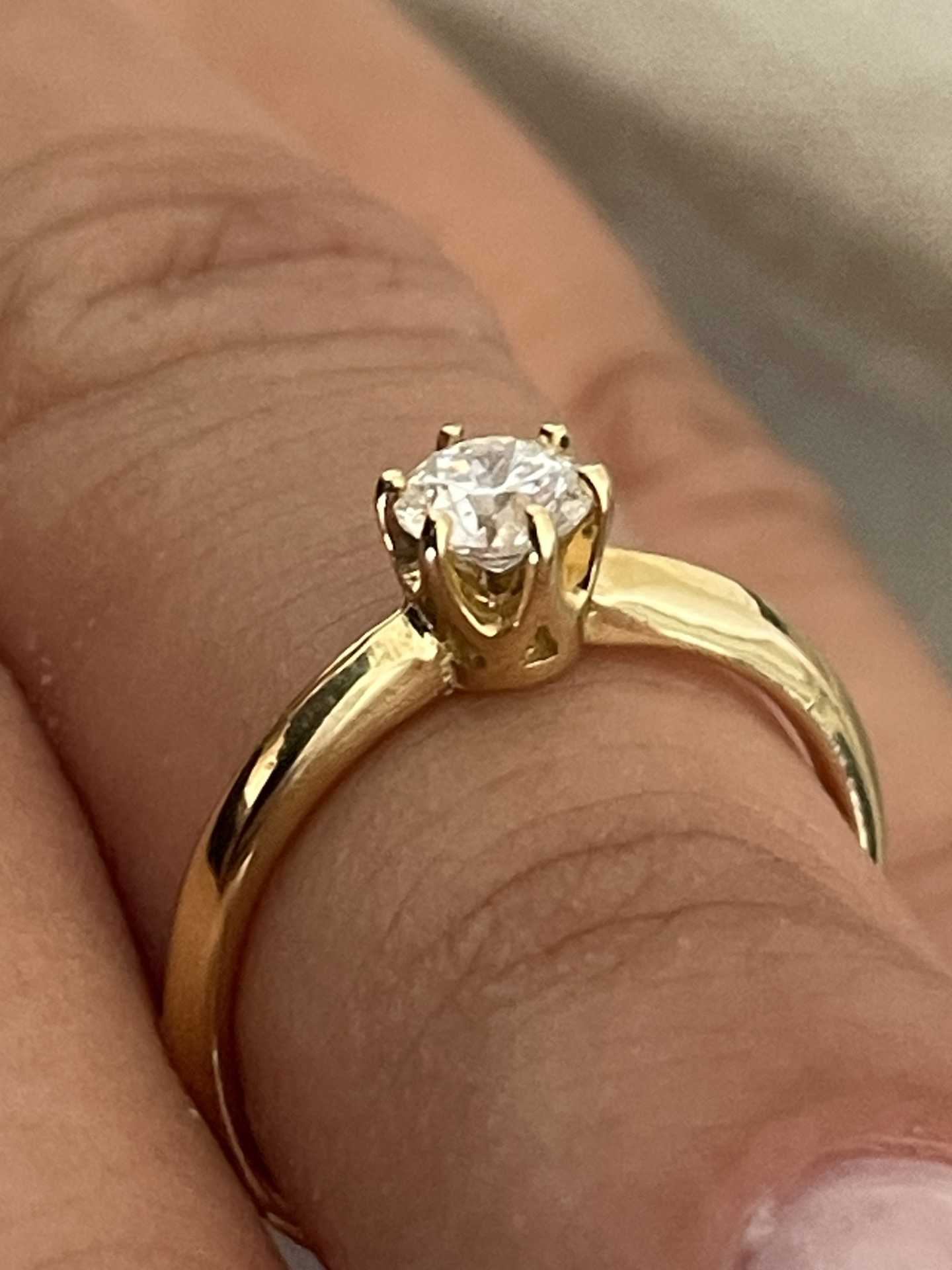 Anillo CALAIS solitario de brillante seis garras en oro blanco de 18 ktes