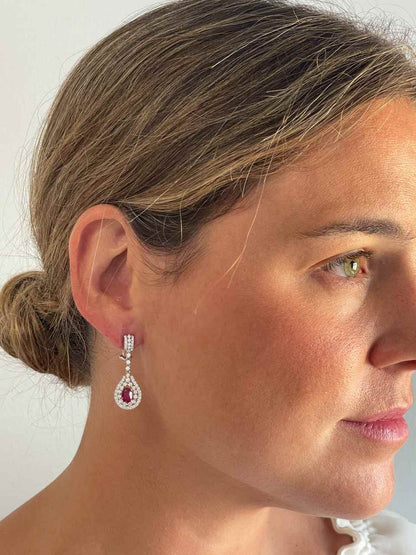 Pendientes MANDARINA  largos oro blanco 18 ktes rubies y brillantes