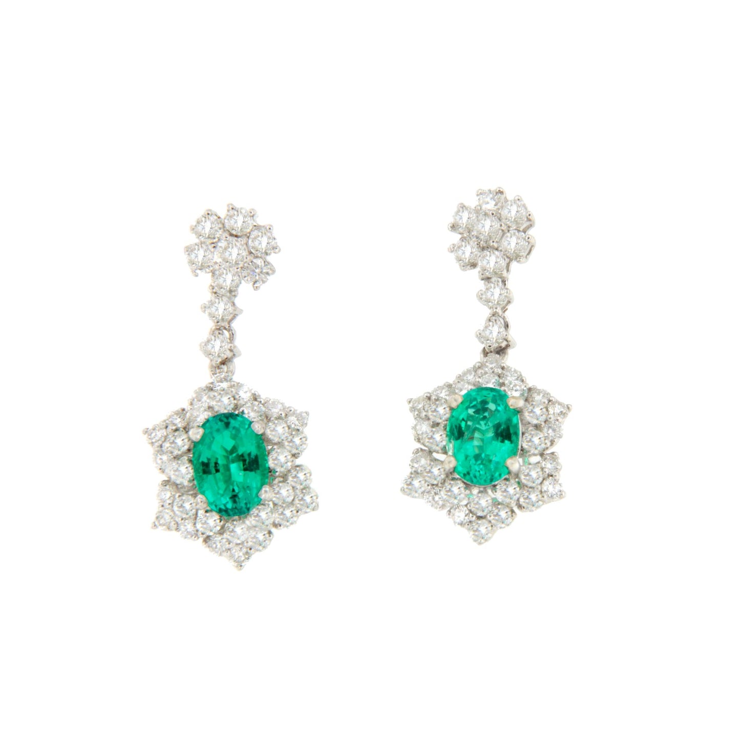 Pendientes TUNO largos oro blanco 18 ktes roseta esmeralda y brillantes